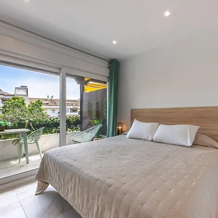 With Sea Views, Pool, Parking And Tennis Court * ماربيا