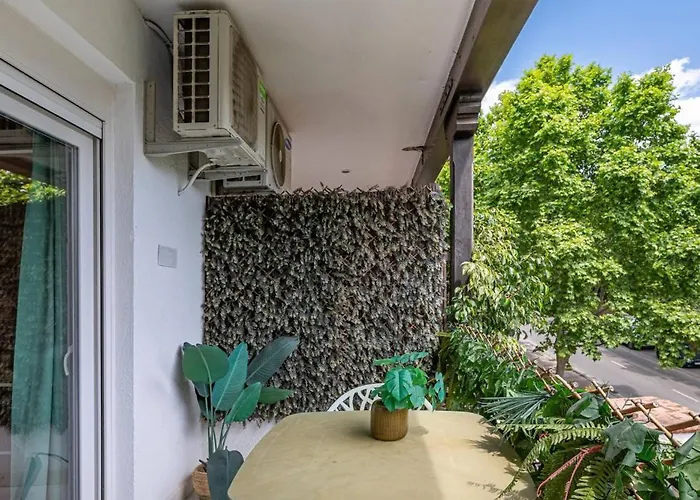 Daire With Sea Views, Pool, Parking And Tennis Court *