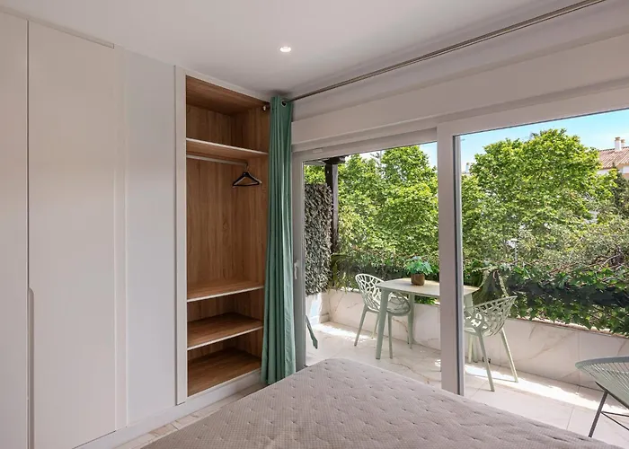 Daire With Sea Views, Pool, Parking And Tennis Court *