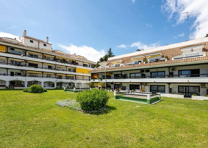 Daire With Sea Views, Pool, Parking And Tennis Court *