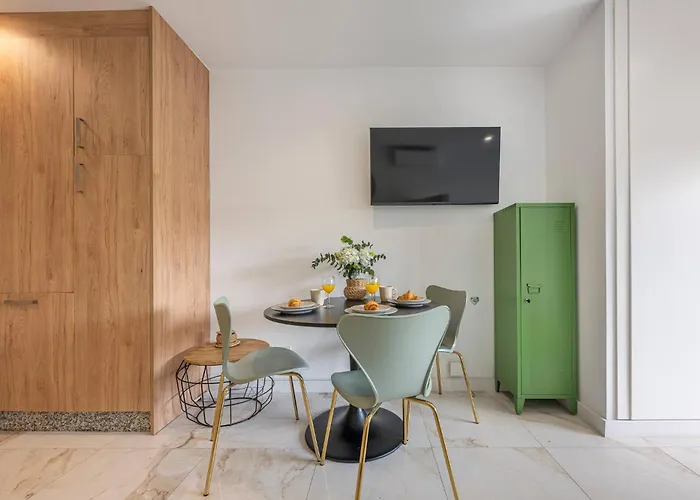 With Sea Views, Pool, Parking And Tennis Court * Marbella