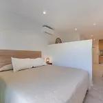 Apartament With Sea Views, Pool, Parking And Tennis Court Marbella
