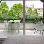 With Sea Views, Pool, Parking And Tennis Court Apartament Marbella