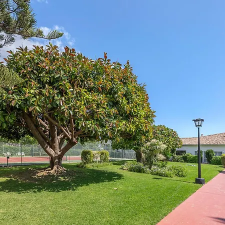 Appartement With Sea Views, Pool, Parking And Tennis Court