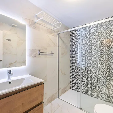 With Sea Views, Pool, Parking And Tennis Court * Marbella