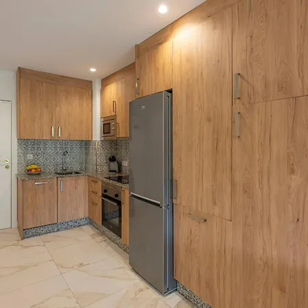 With Sea Views, Pool, Parking And Tennis Court Appartement *