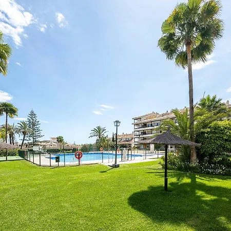 With Sea Views, Pool, Parking And Tennis Court Apartament *