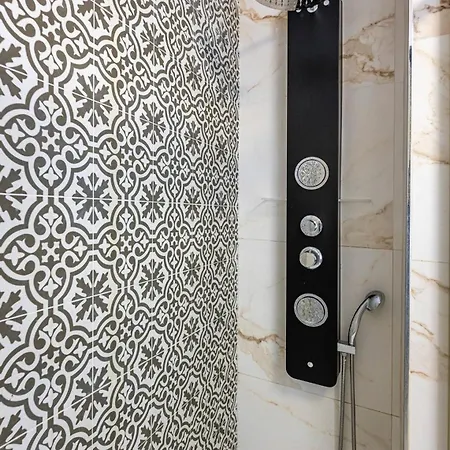 With Sea Views, Pool, Parking And Tennis Court Apartment