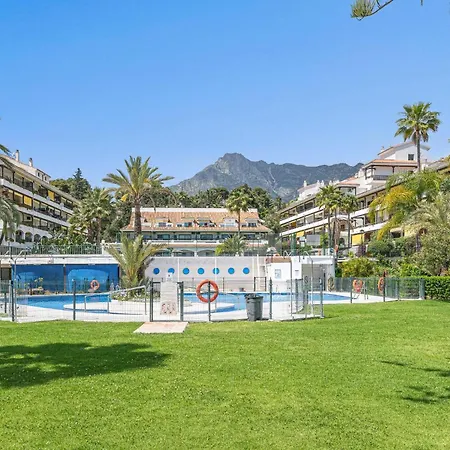 Apartment With Sea Views, Pool, Parking And Tennis Court *