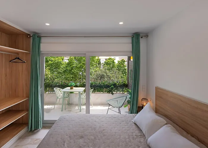 With Sea Views, Pool, Parking And Tennis Court * 马尔韦利亚