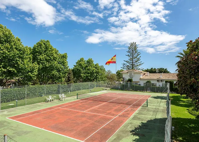 公寓 With Sea Views, Pool, Parking And Tennis Court 马尔韦利亚